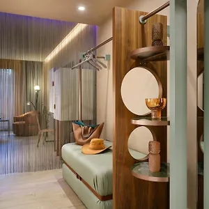 Milan Suite Hotel Ξενοδοχείο