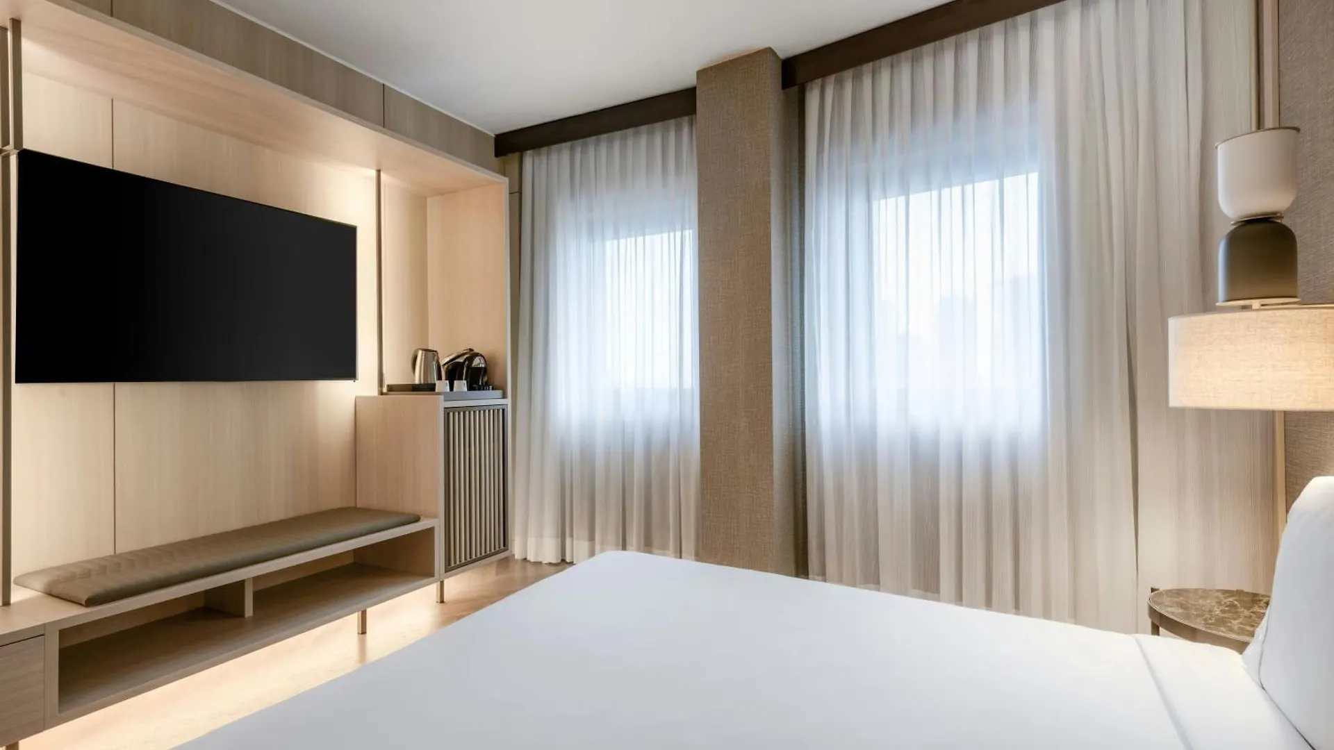 Ac Hotel Milano By Marriott 4*, Milan Italie